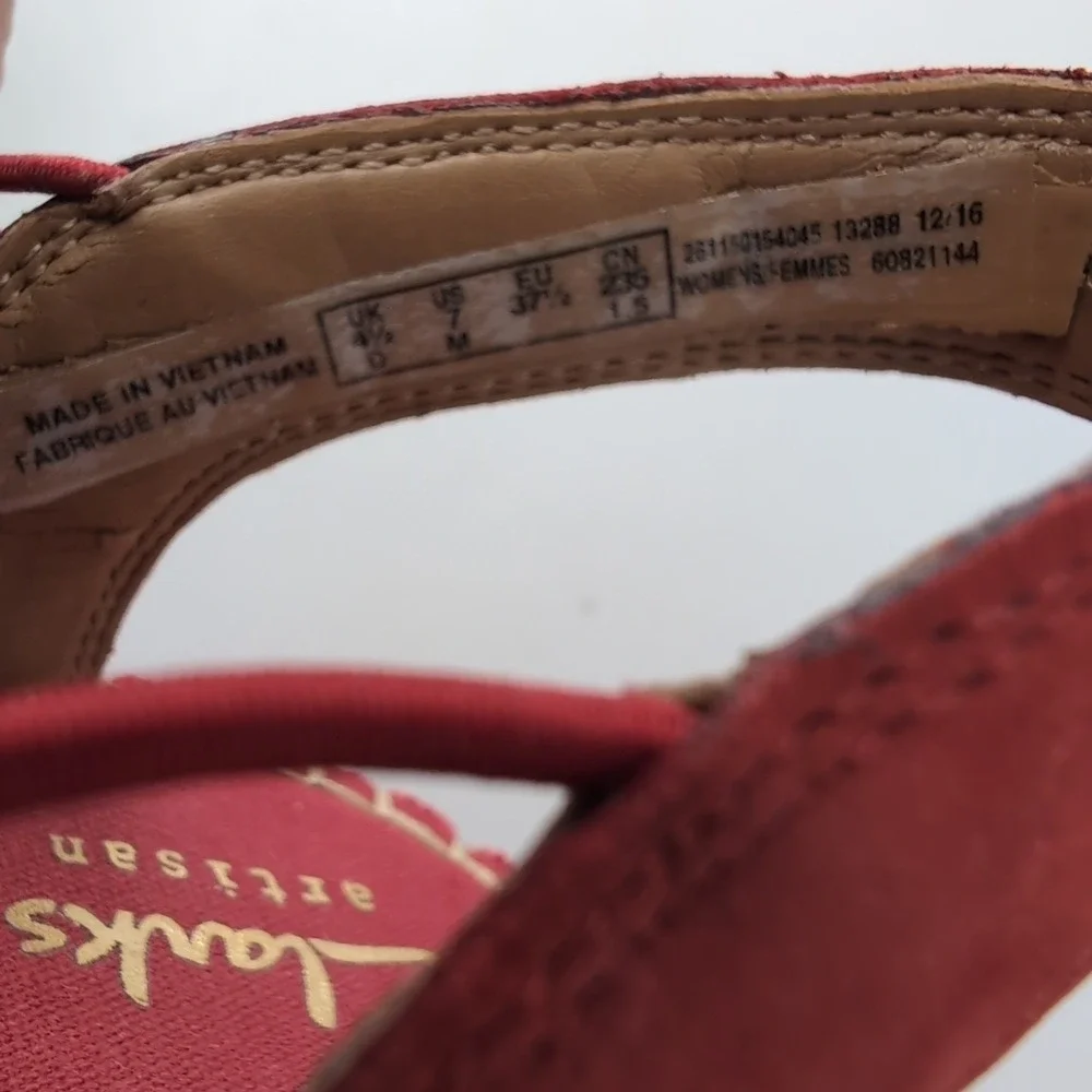 Clarks Artisan Petrina Selma Red Nubuck Perforated Espadrille Wedge Sandals 7M